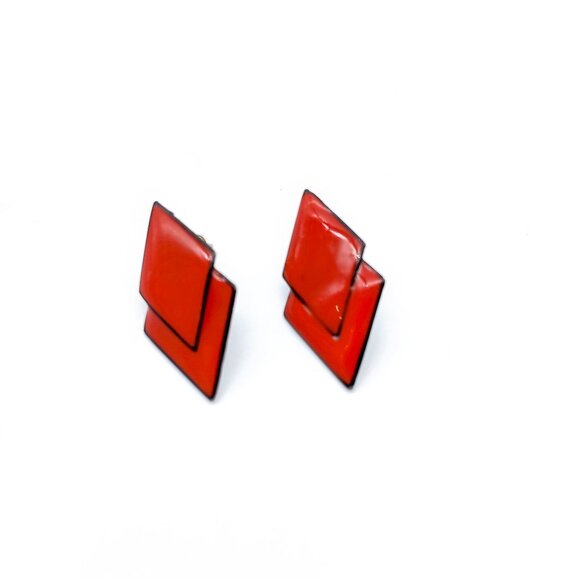 Cast Enamel Bold Stud Earrings, Red and Black Overlapping Diamond Shapes - Picture 2 of 4